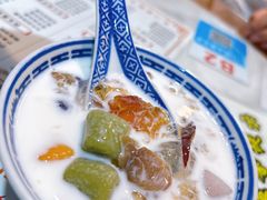 牛奶桃胶加芋圆-双喜老铺(人民广场店)