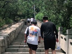 -抱犊寨风景区