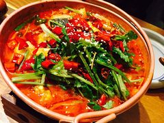 -云海肴·汽锅鸡·云南菜(天山百盛优客店)