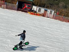 -大别山南武当滑雪场