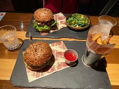 -FAT COW(虹梅路店)