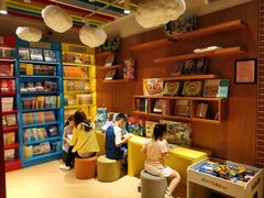 -新华书店(永安路店)