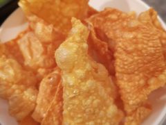 -三人行骨头王火锅(长寿店)