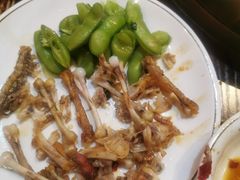 -虾弄弄海派小龙虾·牛羊蝎子火锅