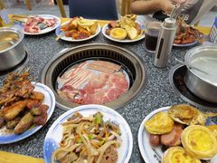 -锤头鲨毛肚海鲜烤肉自助餐厅(国购广场店)