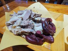 烤羊盘肠-蒙艾里民族传统菜蒙餐