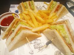 -Ambra Haus琥珀屋精酿餐厅(宝山店)