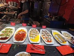 -四海一家自助餐(益田假日广场店)