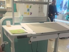 -康朴乐儿童学习桌椅(蓝色港湾店)