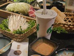 -湊湊火锅·茶憩(新中关购物中心店)