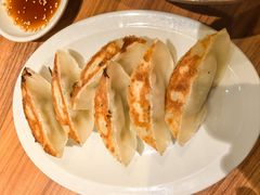 饺子-横浜家系ラーメン壱角家(新宿アルタ裏店)