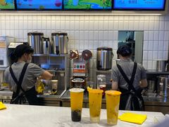 -CoCo都可(湖滨银泰店B区店)