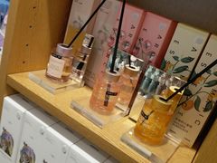 -名创优品(天河区正佳广场二店)