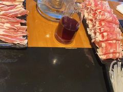 -果松木炭酸菜铜火锅·外婆参鸡汤