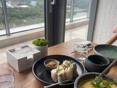 -瑰丽酒店·海吧·天际下午茶·现场DJ·天台酒吧