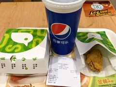 -德克士(华地广场店)