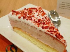 草莓冰淇淋蛋糕-必胜客(威高广场店)