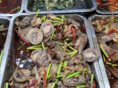 -吕记清真美食城(永兴服装街店)