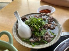 -大众跷脚牛肉馆·非遗传承单位(峨眉山店)
