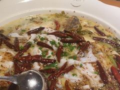 -江渔儿酸菜鱼专门店(明珠广场店)