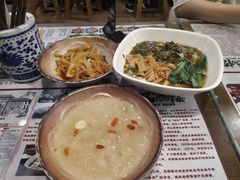 -双燕楼·手工馄饨·汤面小吃(世纪汇店)