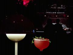 -FOUR PLAY BAR