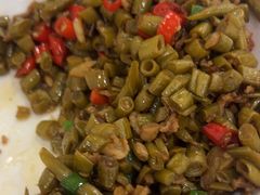 -湖南人家湘菜馆(镇江路店)