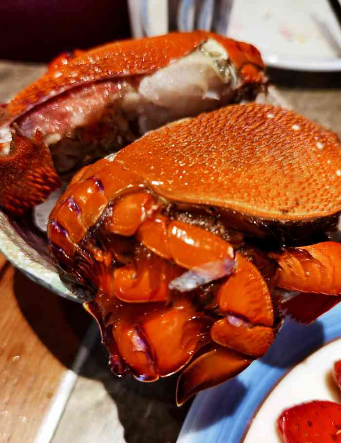 亚马逊环球美食百汇 (lcm置汇旭辉广场店)-"冲着第二人半价来的,算