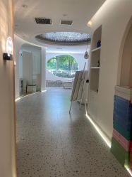 -苗方清颜痘肌研究所