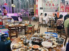 大堂-周良天山牛杂城(天山路总店)