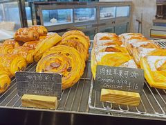 -麦田工坊(月湖店)