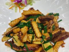 -郑猛记石岐鸽主题餐厅(长江店)