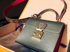 -LV路易威登(杭州万象城店)