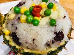 版纳菠萝饭-老滇山寨•云南特色菜•地方菜•民族风情歌舞表演(金碧店)