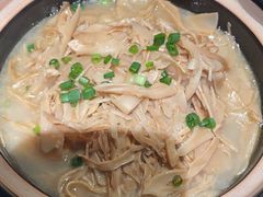 -佬麻雀·新湘菜(珠海金发购物中心店)