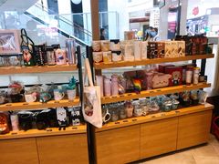零售区-星巴克(北京王府井店)