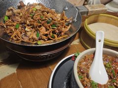 -雀舞云南菜(天津天河城购物中心店)