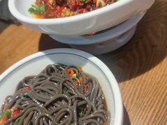酸辣蕨根粉-辣得叫湘菜(四明店)