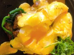 炖牛肉班尼克蛋-UPPER KITCHEN(延安路店)