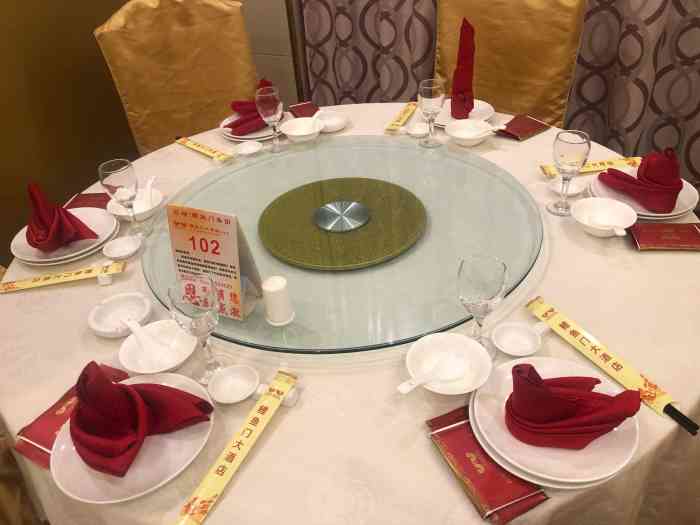 鲤鱼门大酒店-"这家店是目前太仓为数不多的自带酒水要加二.