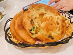 特色葱油饼-洪长兴(广西北路店)