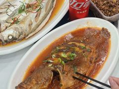-丹水桥地锅鱼·翘嘴鲌·地方特色全鱼宴(丹江口大坝店)