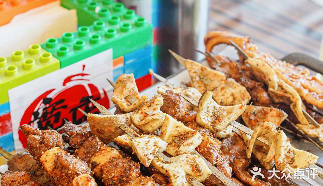 夏日地道京味撸串[礼花]烧烤啤酒欧洲杯就这了！