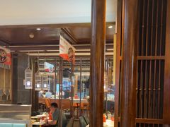 -阿瓦山寨·湘菜现炒·剁椒鱼头王(咸阳总店)