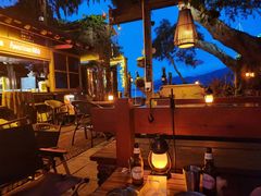 -城墙外BAR