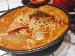 -肥汁米蘭香港米线(长宁来福士店)