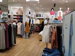 -优衣库(郑州丹尼斯大卫城店)