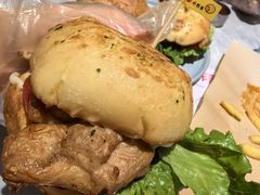 -必胜客(仲盛商城王安宇主题店)