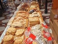 -大食代美食广场(上海中心店)