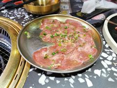 葱香牛舌-黑牛の場烤肉(摩天活力城店)